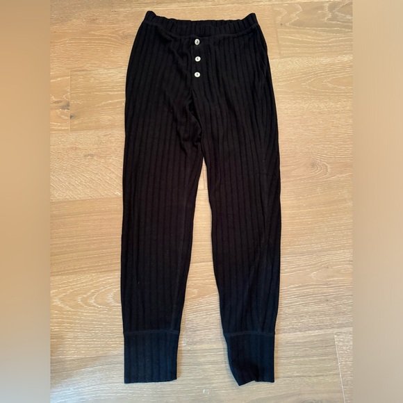 Chaser Small Lined Textured Black Joggers. 🖤⚡️ - Picture 1 of 4